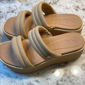 Reef Tan Sandals with Platform and Straps